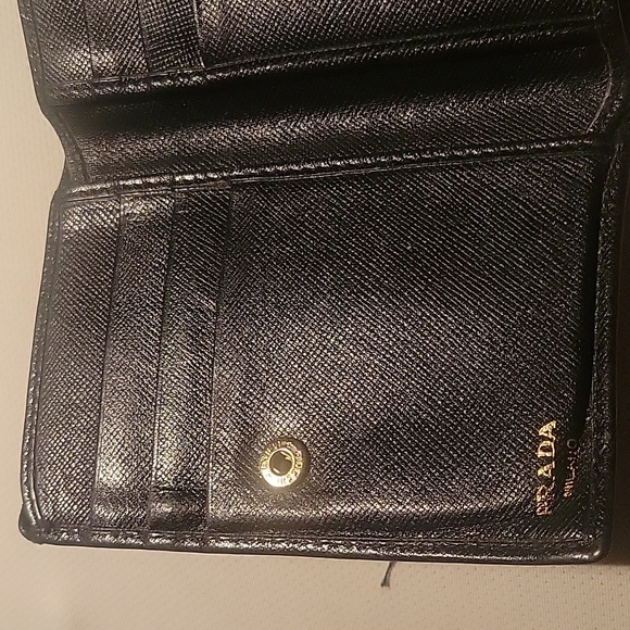 Authentic prada black leather wallet unisexe - Picture 3 of 10